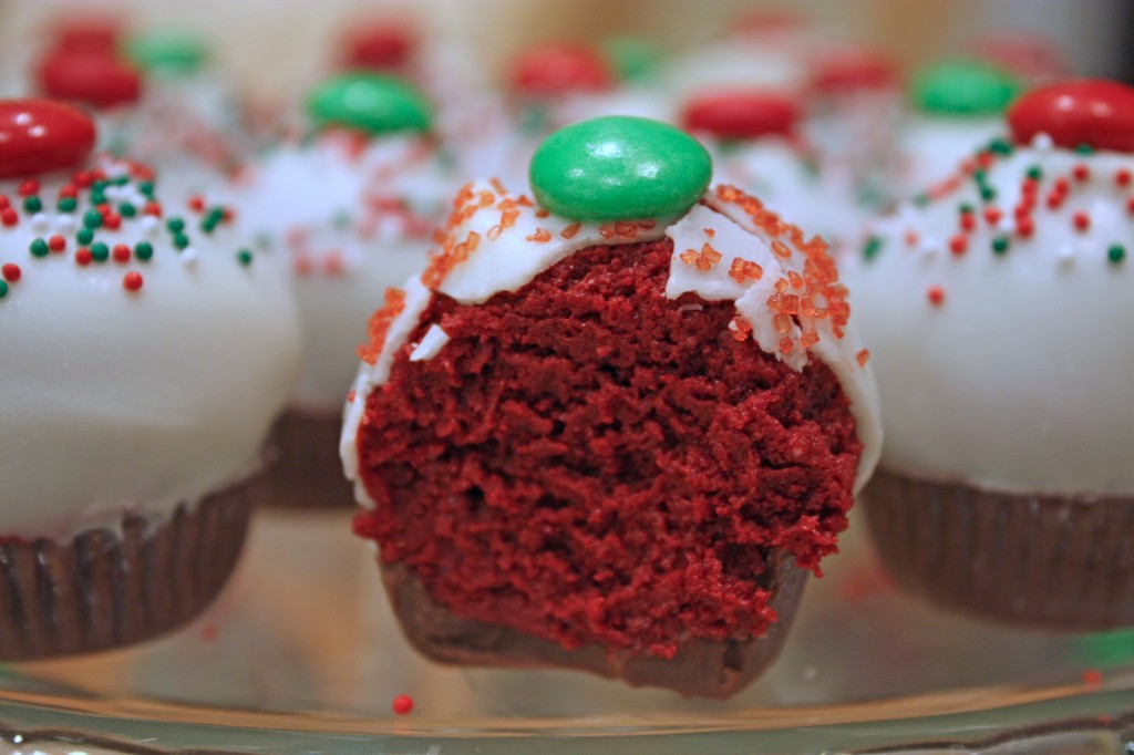 mini red velevet cupcakes