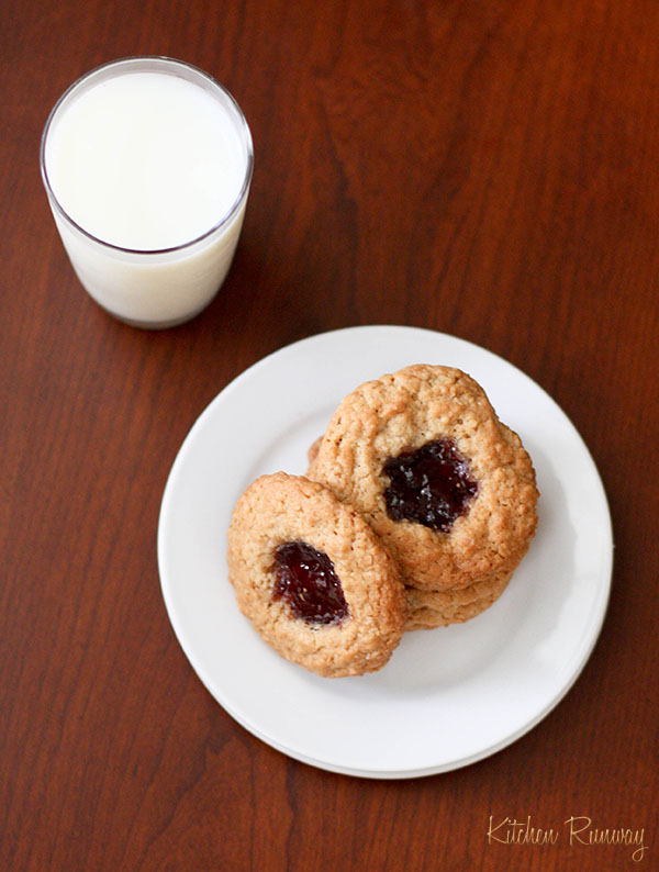 peanut butter & jelly oatmeal cookies